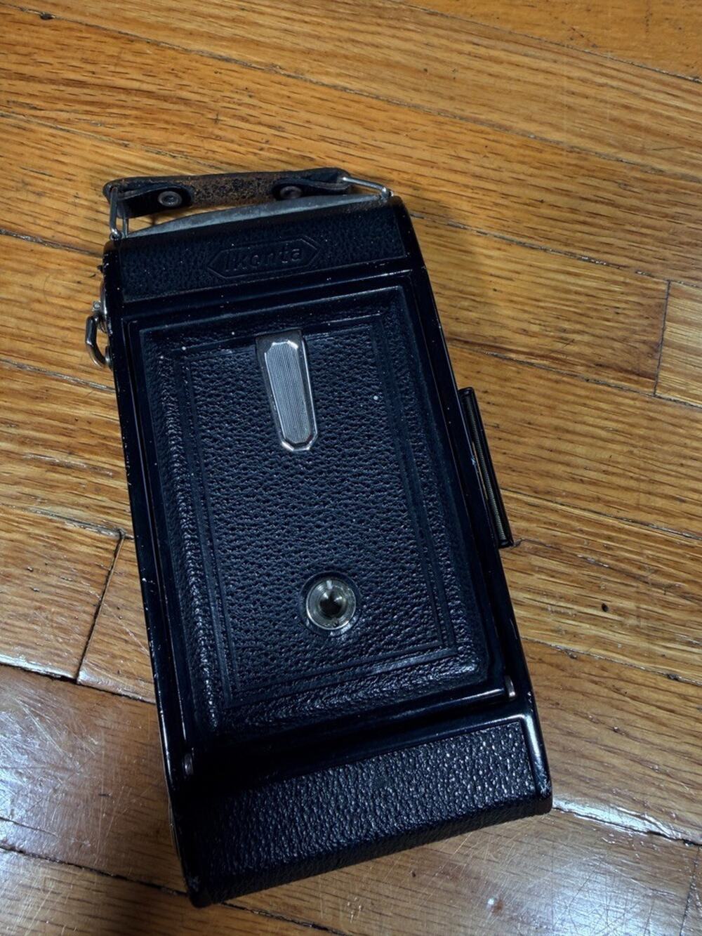 Vintage Zeiss Ikon Icarette 6x9 Folding Camera Body Bellows Parts Repair